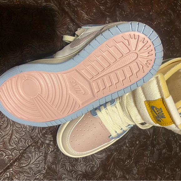 Nike zoom air Jordan 1 pastel - Picture 5 of 11